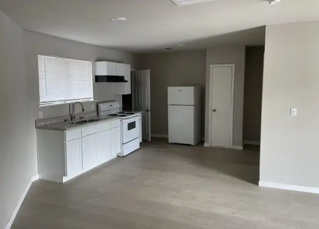 Property at 715 New Laredo Hwy Unit 1, San Antonio, TX, 78211, 1 bed, 1 bath, [object Object]