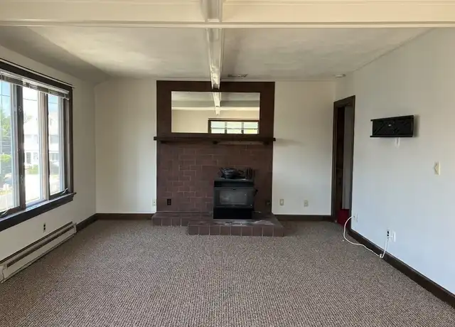 Property at 28 Wellesley St Unit 28, Medford, MA, 02155, 4 beds, 2 baths, [object Object]