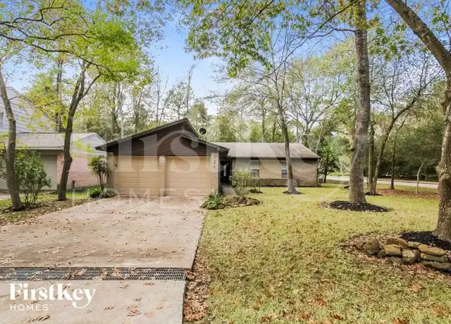 Property at 1 E Broken Oak Ct, Spring, TX, 77381, 3 beds, 2 baths, [object Object]