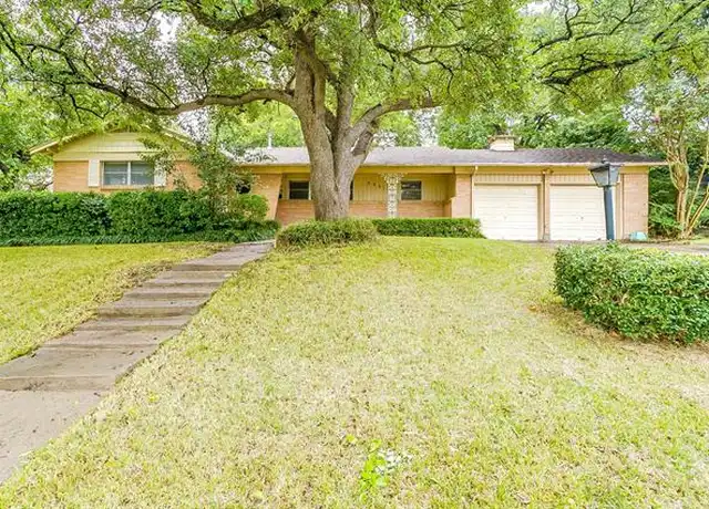 Property at 3551 Cromart Ct S, Fort Worth, TX, 76133, 3 beds, 2 baths, [object Object]