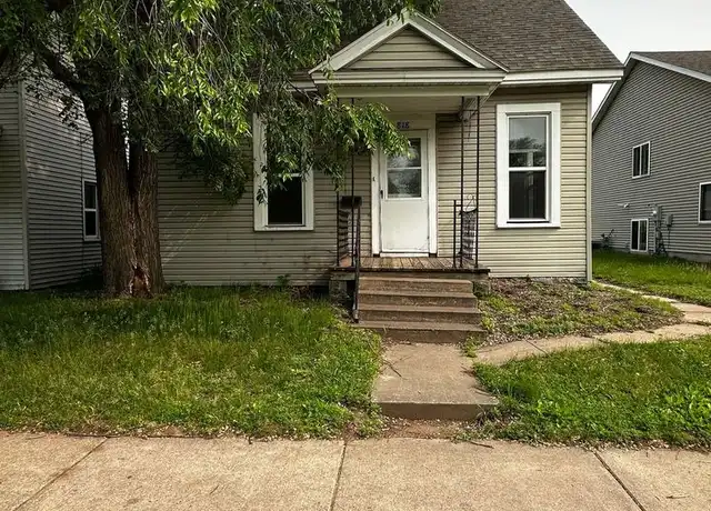 Property at 818 Water St Unit WA818X, Eau Claire, WI, 54703, 4 beds, 1 bath, [object Object]
