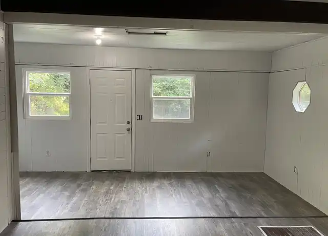 Property at 9712 Standifer Gap Rd, Ooltewah, TN, 37363, 4 beds, 2 baths, [object Object]