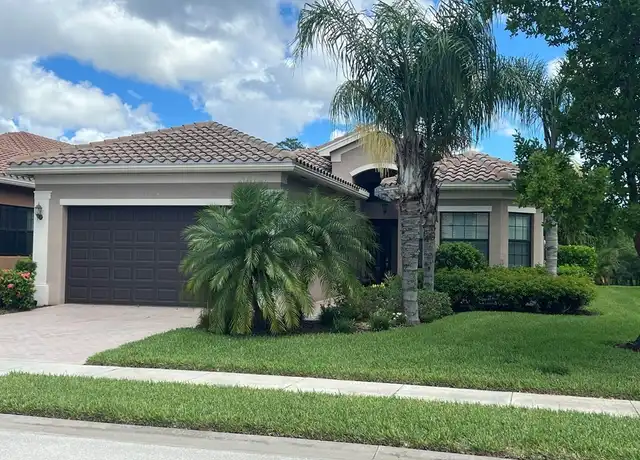 Property at 11624 Stonecreek Cir, Fort Myers, FL, 33913, 2 beds, 3.5 baths, [object Object]