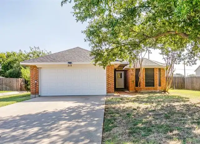 Property at 215 Meadowbrook Ln, Keller, TX, 76248, 3 beds, 2 baths, [object Object]
