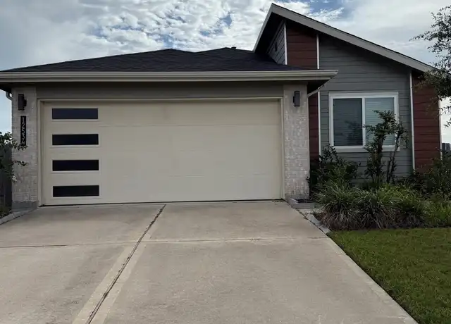 Property at 12534 Newport Arch Ln, Houston, TX, 77047, 3 beds, 2 baths, [object Object]