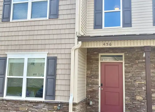 Property at 456 Sullivan Loop Rd, Midway Park, NC, 28544, 2 beds, 2.5 baths, [object Object]