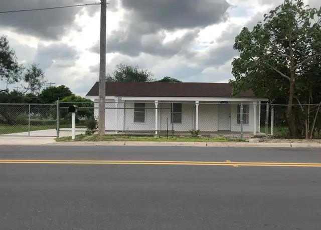 Property at 610 E Park Ave, Pharr, TX, 78577, 2 beds, 1 bath, [object Object]