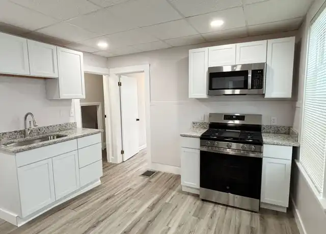 Property at 116 Walker St #1, Lowell, MA, 01854, 1 bed, 1 bath, [object Object]