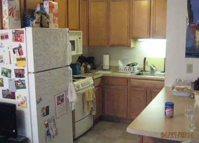 Property at 643 E Johnson St, Madison, WI, 53703, 2 beds, 1 bath, [object Object]