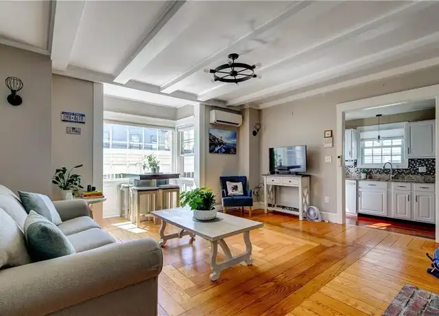 Property at 35 Pelham St Unit A, Newport, RI, 02840, 1 bed, 1 bath, [object Object]