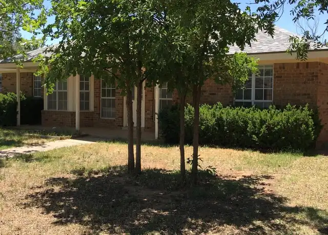 Property at 6333 9th St, Lubbock, TX, 79416, 3 beds, 2 baths, [object Object]