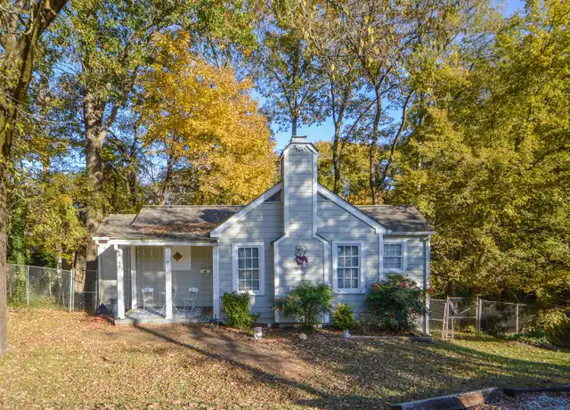 Property at 206 N Montgomery St, Starkville, MS, 39759, 2 beds, 1 bath, [object Object]