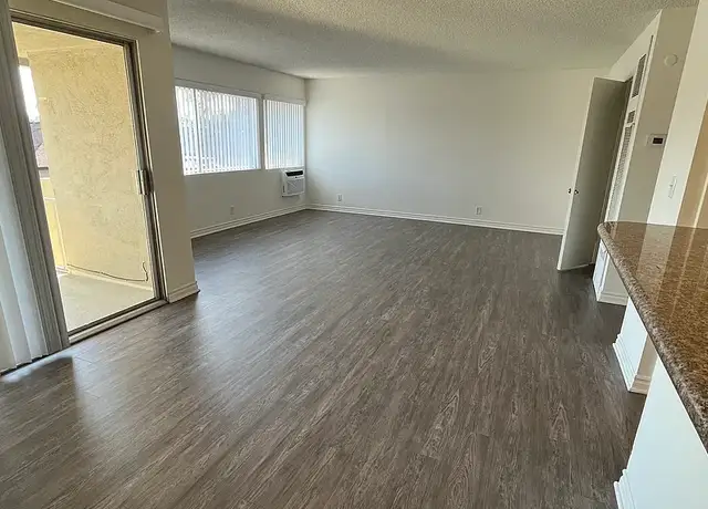 Photo of 420 N Loara St, Anaheim, CA 92801