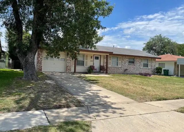 Property at 5139 Village Ct, San Antonio, TX, 78218, 3 beds, 1.5 baths, [object Object]