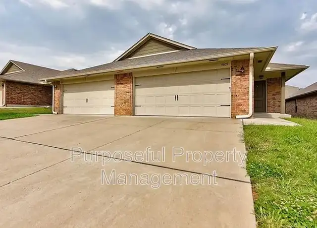 Property at 4309 Edinburg Way, Del City, OK, 73115, 3 beds, 2 baths, [object Object]