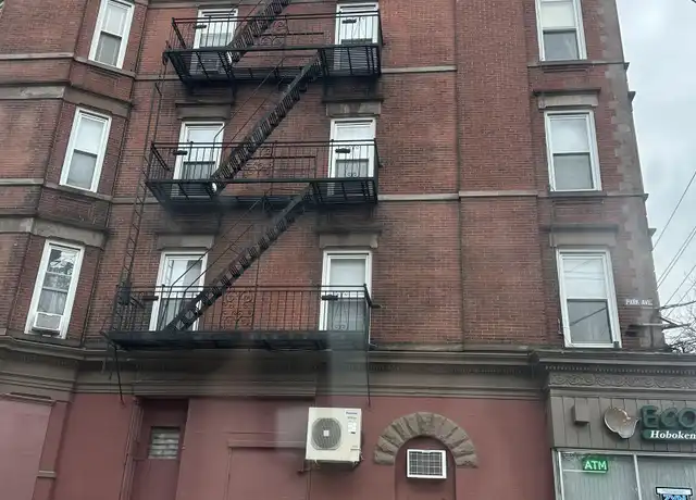 Property at 251 11th St Unit 3, Hoboken, NJ, 07030, 3 beds, 1 bath, [object Object]