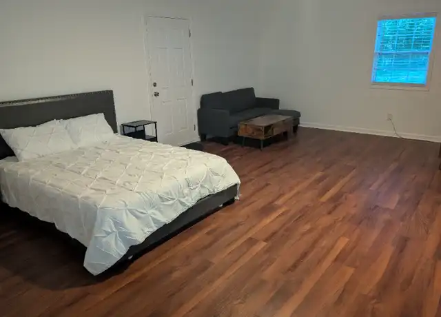 Property at 5700 Miles Rd Unit B, Atlanta, GA, 30349, 2 beds, 1 bath, [object Object]
