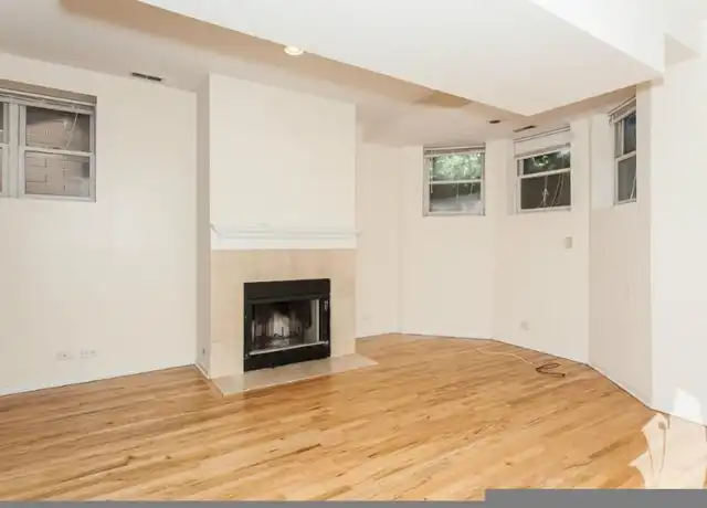 Property at 2320 N Southport Ave, Chicago, IL, 60614, 2 beds, 1 bath, [object Object]
