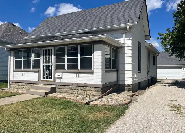 Property at 360 W Wiley St, Greenwood, IN, 46142, 3 beds, 2 baths, [object Object]