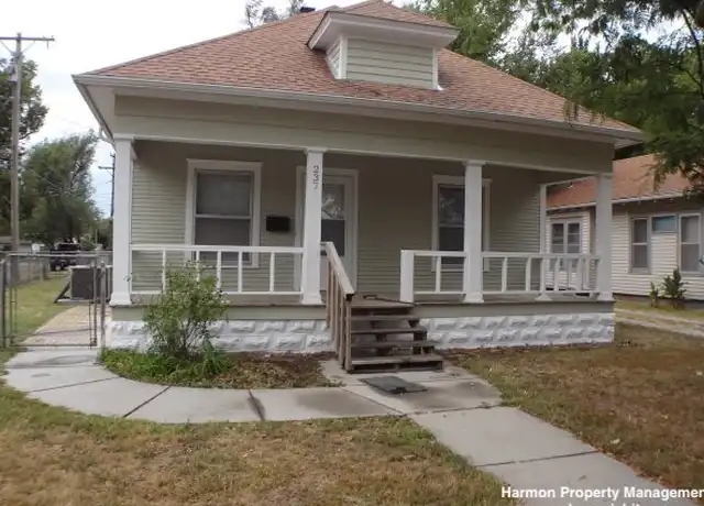 Property at 237 S Sedgwick St, Wichita, KS, 67213, 2 beds, 1 bath, [object Object]