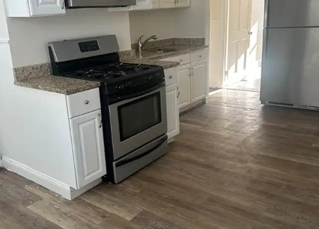 Property at 100 Harold St Unit 3L, Providence, RI, 02908, 2 beds, 5 baths, [object Object]