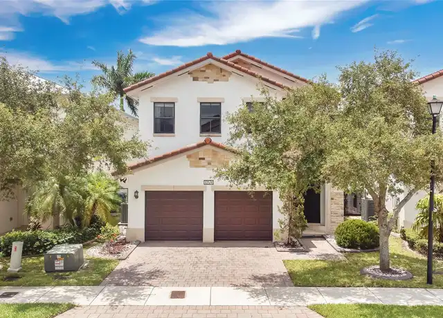 Property at 10574 NW 70th Ln, Doral, FL, 33178, 4 beds, 4 baths, [object Object]