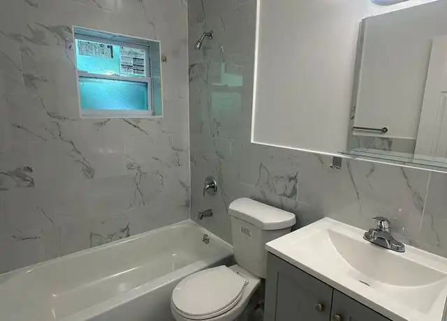 Property at 709 SW 14th Ave Unit 3, Fort Lauderdale, FL, 33312, 2 beds, 1 bath, [object Object]