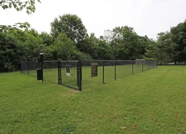 Property at 600 Cove Lake Village - 3351 Cove Lake Dr, Lexington, KY, 40515, 1-2 bed, 1-1.5 bath, [object Object]