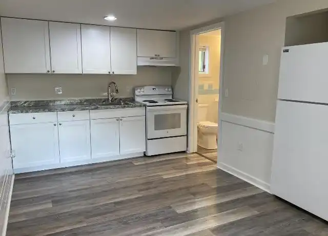 Property at 1111 Roosevelt Trl, Windham, ME, 04062, 1 bed, 1 bath, [object Object]