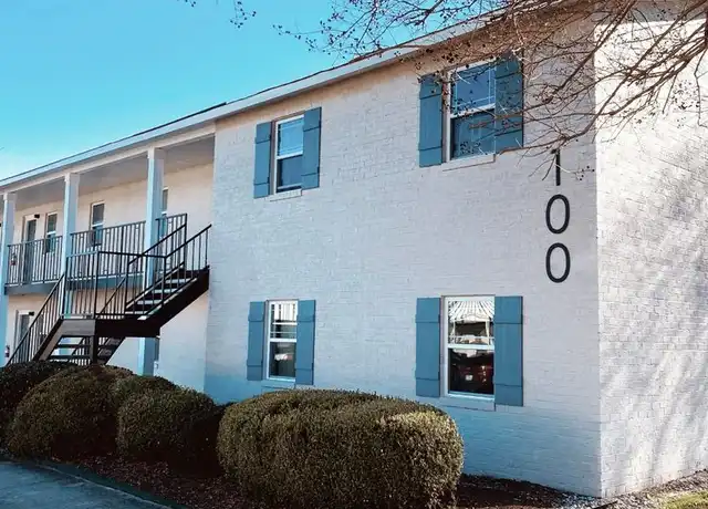 Property at 102 Wyndham Cir, Greenville, NC, 27858, 2 beds, 1 bath, [object Object]
