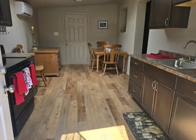 Property at 12835 N 22nd Pl, Phoenix, AZ, 85022, 1 bed, 1 bath, [object Object]