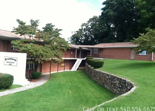 Property at 2415 Broadway Ave SW Unit 2, Roanoke, VA, 24014, 2 beds, 1 bath, [object Object]