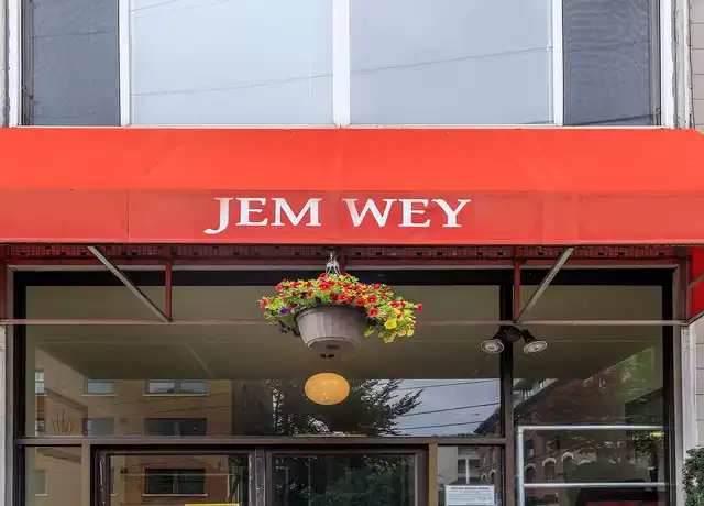 Property at Jem Wey - 915 Queen Anne Ave N, Seattle, WA, 98109, 1 bed, 1 bath, [object Object]