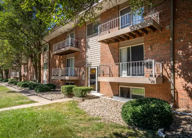 Property at 2901 W Cannes Dr Unit 1, Peoria, IL, 61615, 1 bed, 1 bath, [object Object]