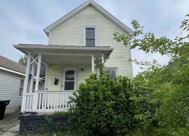 Property at 1516 Dunham St, South Bend, IN, 46619, 5 beds, 2 baths, [object Object]
