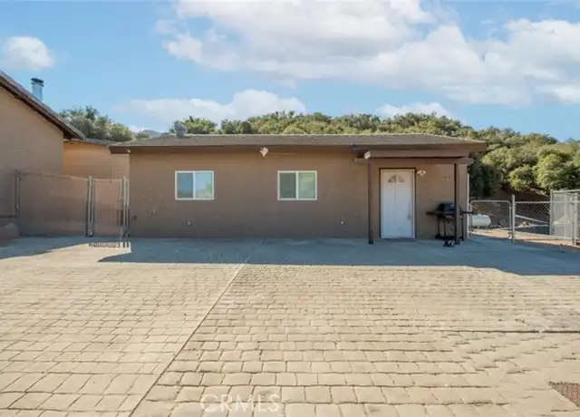 Property at 18414 Texas Canyon Rd Unit A, Santa Clarita, CA, 91390, 2 beds, 1 bath, [object Object]