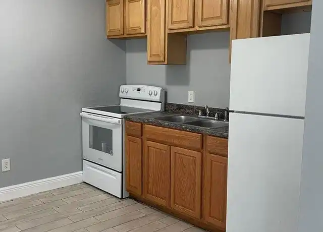 Property at 3011 Windsor Ave Unit 2, West Palm Beach, FL, 33407, 2 beds, 1 bath, [object Object]