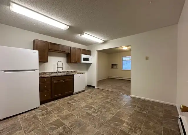 Property at 303 S Grant St Unit 10, Casper, WY, 82601, 2 beds, 1 bath, [object Object]