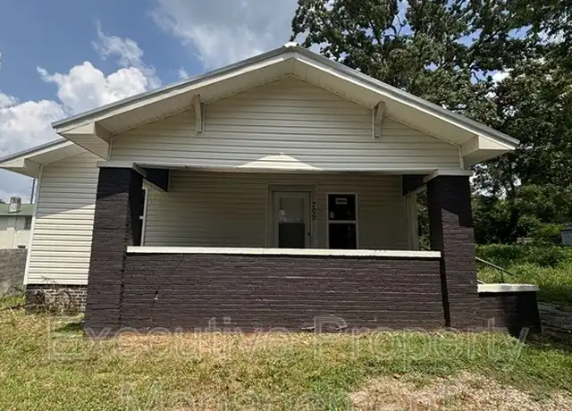 Property at 709 30th St SW, Birmingham, AL, 35211, 2 beds, 1 bath, [object Object]