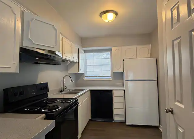 Property at 603 E 29th St Unit 15, Bryan, TX, 77803, 2 beds, 1 bath, [object Object]
