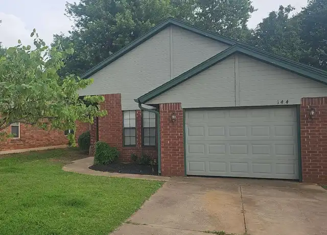 Property at 144 W 10th Pl, Edmond, OK, 73003, 2 beds, 2 baths, [object Object]