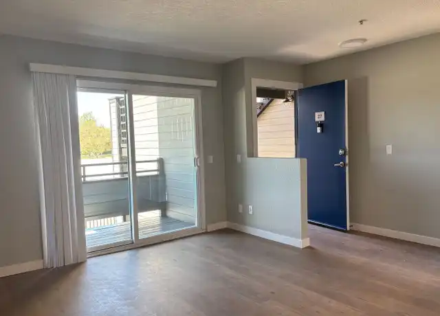 Property at 2111 W 17th St Unit H027, Santa Ana, CA, 92706, 1 bed, 1 bath, [object Object]