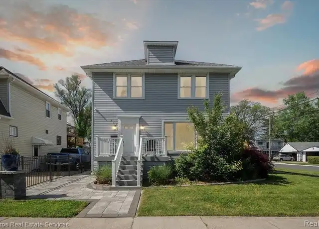 Property at 375 Ardmore Dr, Ferndale, MI, 48220, 1 bed, 2 baths, [object Object]