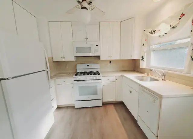 Property at 75 Soundview Ave Unit 1, Stamford, CT, 06902, 1 bed, 1 bath, [object Object]