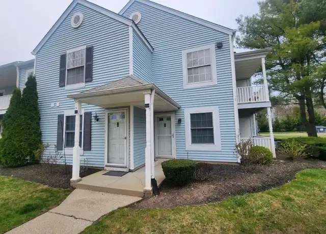 Property at 202 Fairview Cir, Middle Island, NY, 11953, 2 beds, 1.5 baths, [object Object]