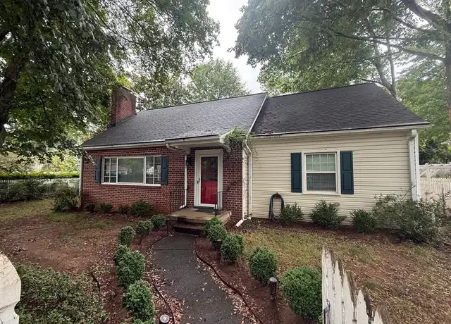 Property at 2025 Craig St, Winston Salem, NC, 27103, 4 beds, 2 baths, [object Object]