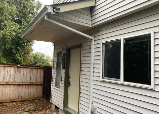 Property at 10420 NE Glisan St Unit BB 10428 Glisan (2990), Portland, OR, 97220, 2 beds, 1.5 baths, [object Object]