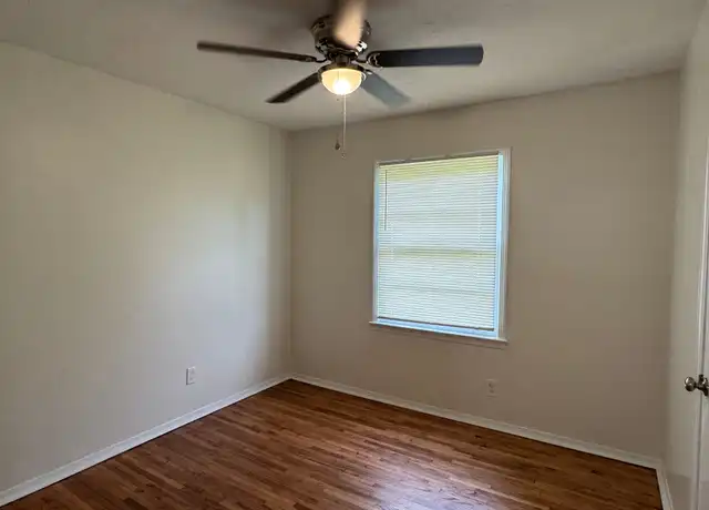 Property at 5038 Stacey Rd, Memphis, TN, 38109, 3 beds, 1 bath, [object Object]