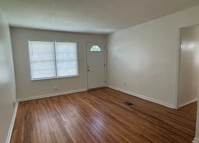 Property at 5038 Stacey Rd, Memphis, TN, 38109, 3 beds, 1 bath, [object Object]