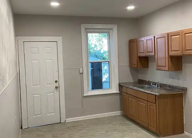 Property at 412 Lamberton St, Trenton, NJ, 08611, 4 beds, 1 bath, [object Object]